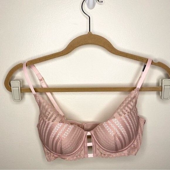Victorias Secret Bra Very Sexy Lightly Lined Plunge Two Tone Lace Pink Size 34C - Picture 1 of 8